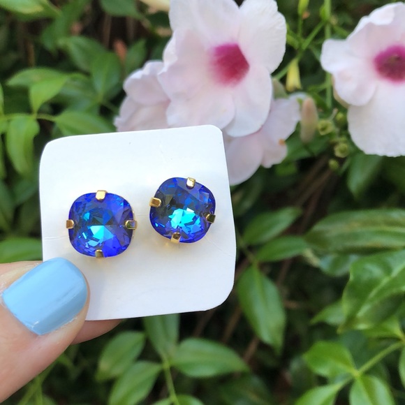 Burgundy Crystal Earrings - Picture 13 of 13